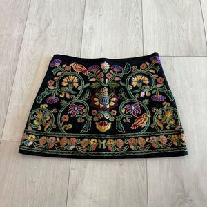 ZARA Women's Embroidered Suzani Mini A Line Skirt! Size xs